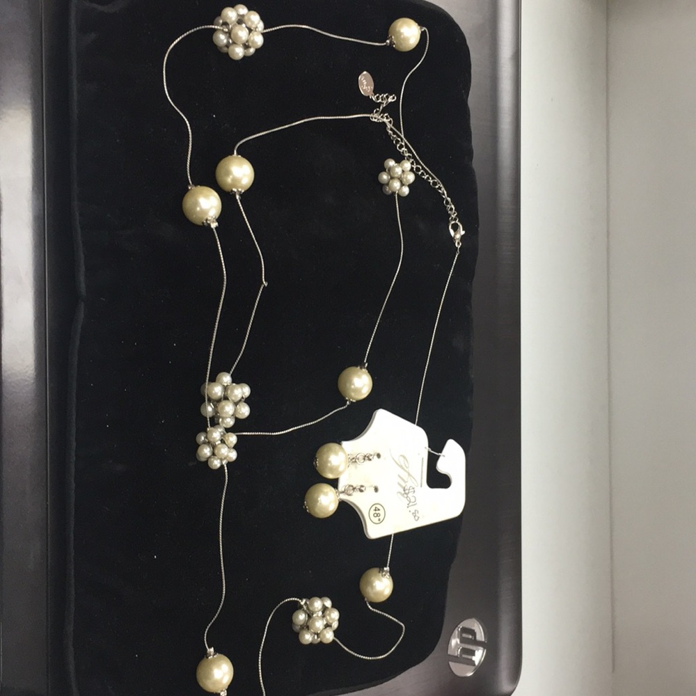 Silver pearl earrings and necklace set